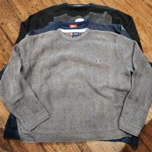 Men's XL Sweater Lot  W/ 1 Vest